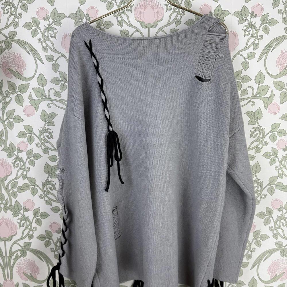 POL Distressed Gray Knit Tunic Sweater with Black Lace-Up Details - Size - Large - Picture 2 of 7
